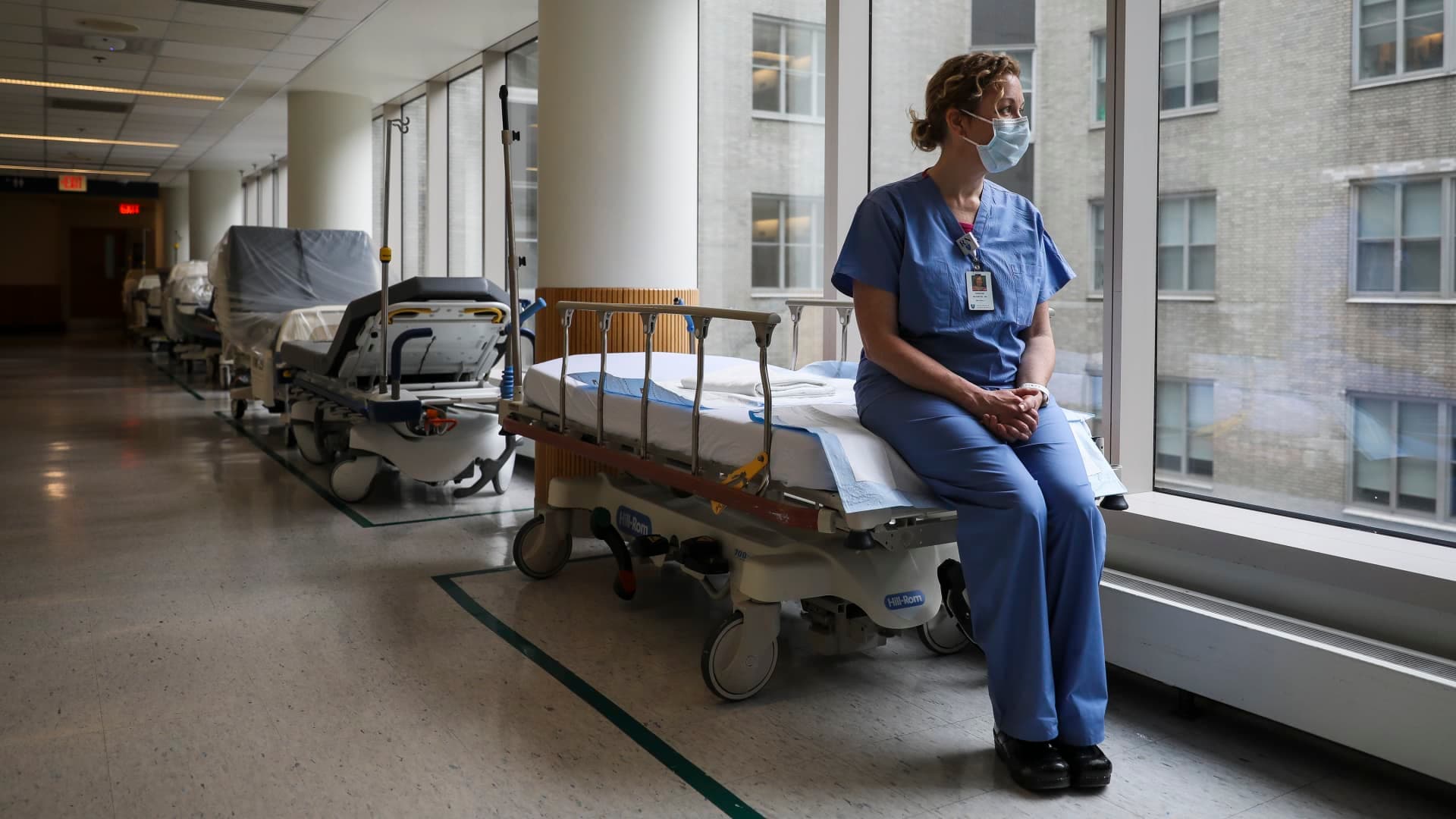 How to Change Specialties While Travel Nursing